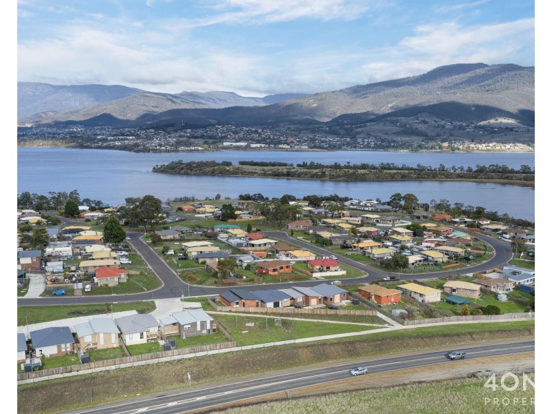 105 Fisher Drive, Herdsmans Cove TAS 7030