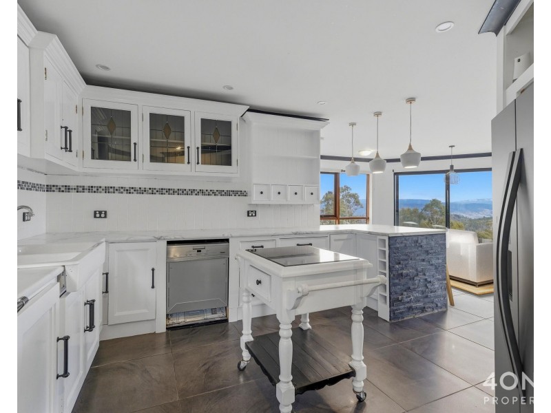 4 Braslins Road, Black Hills TAS 7140