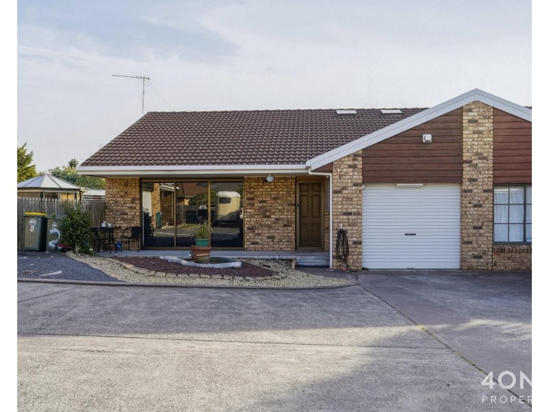 2/10 Racecourse Road, Brighton TAS 7030