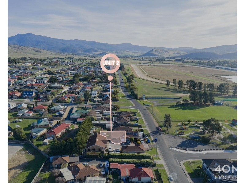 2/10 Racecourse Road, Brighton TAS 7030