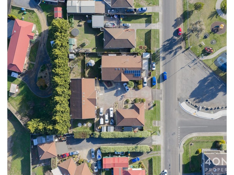 2/10 Racecourse Road, Brighton TAS 7030