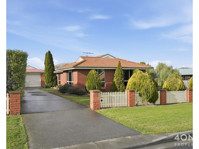 9 Fredrick Drive, Brighton TAS 7030