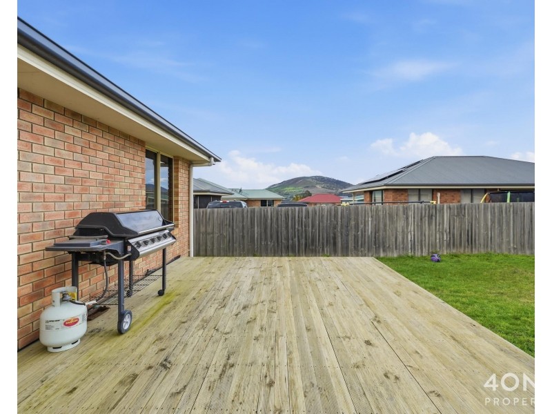 16 Madison Avenue, Brighton TAS 7030