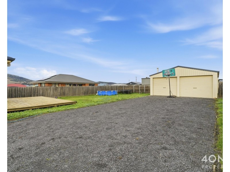 16 Madison Avenue, Brighton TAS 7030
