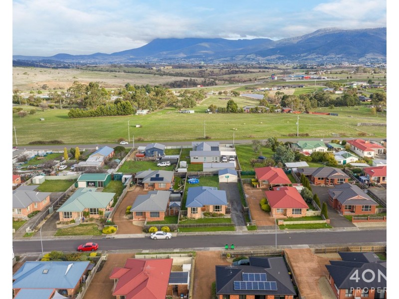 16 Madison Avenue, Brighton TAS 7030