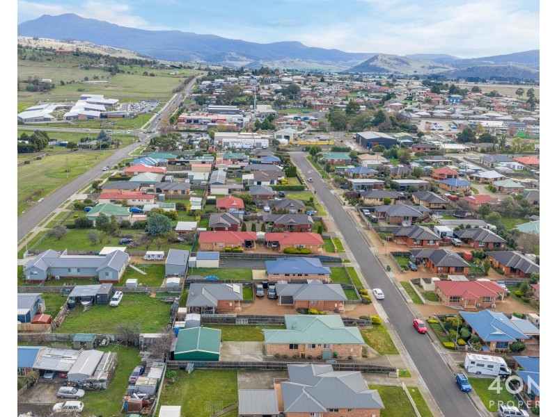 16 Madison Avenue, Brighton TAS 7030