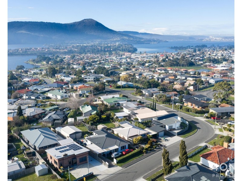 20 Leighland Road, Claremont TAS 7011