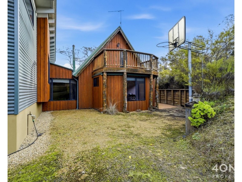 4 Tianari Drive, Honeywood TAS 7017