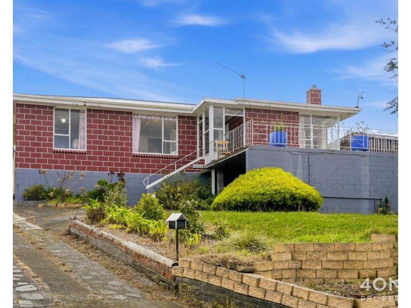 6 Langura Avenue, Chigwell TAS 7011