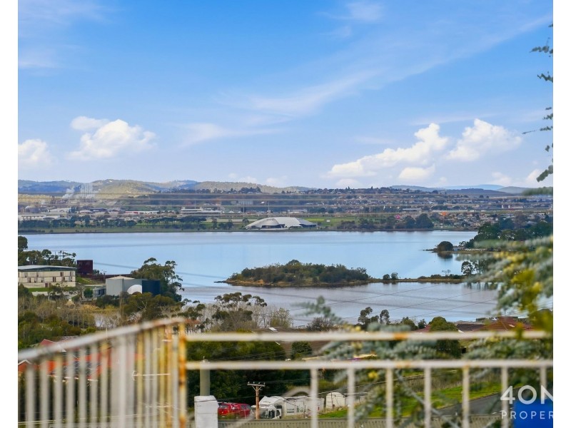 6 Langura Avenue, Chigwell TAS 7011