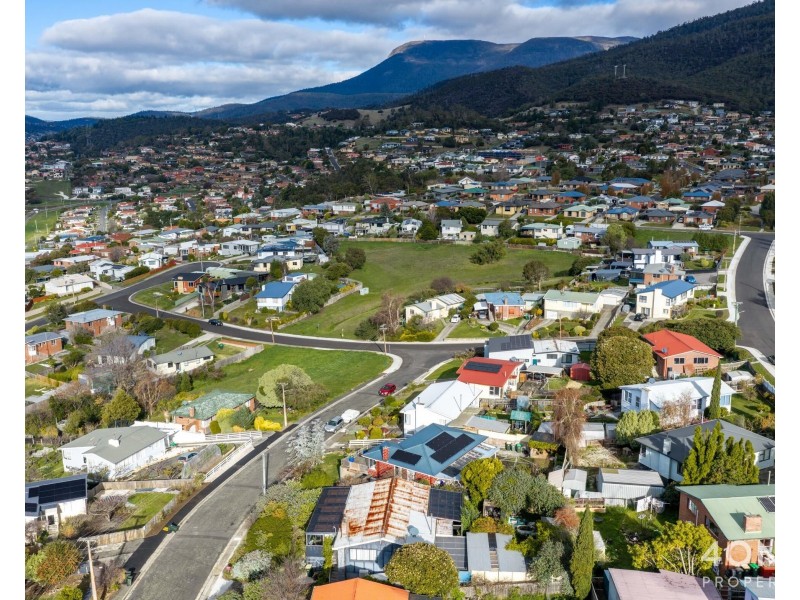 6 Langura Avenue, Chigwell TAS 7011