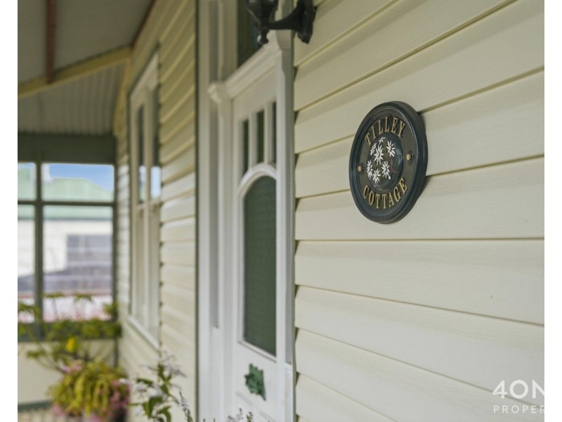 72 Ashbolt Crescent, Lutana TAS 7009