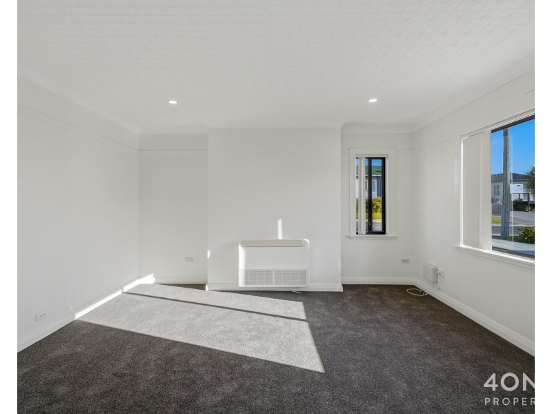 35 Edinburgh Crescent, Goodwood TAS 7010