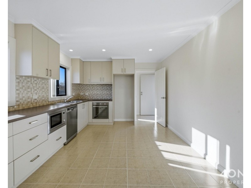 35 Edinburgh Crescent, Goodwood TAS 7010