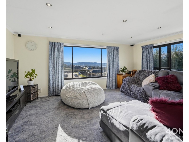 26 Govett Rise, Austins Ferry TAS 7011