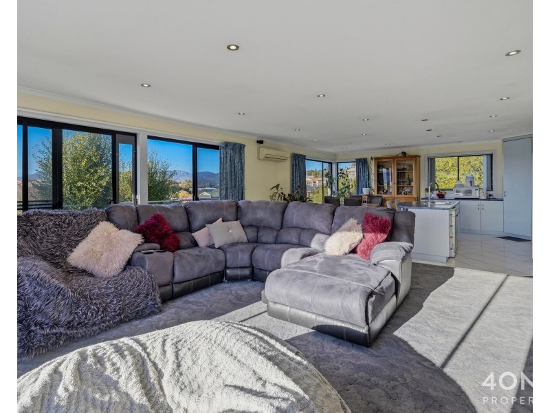 26 Govett Rise, Austins Ferry TAS 7011
