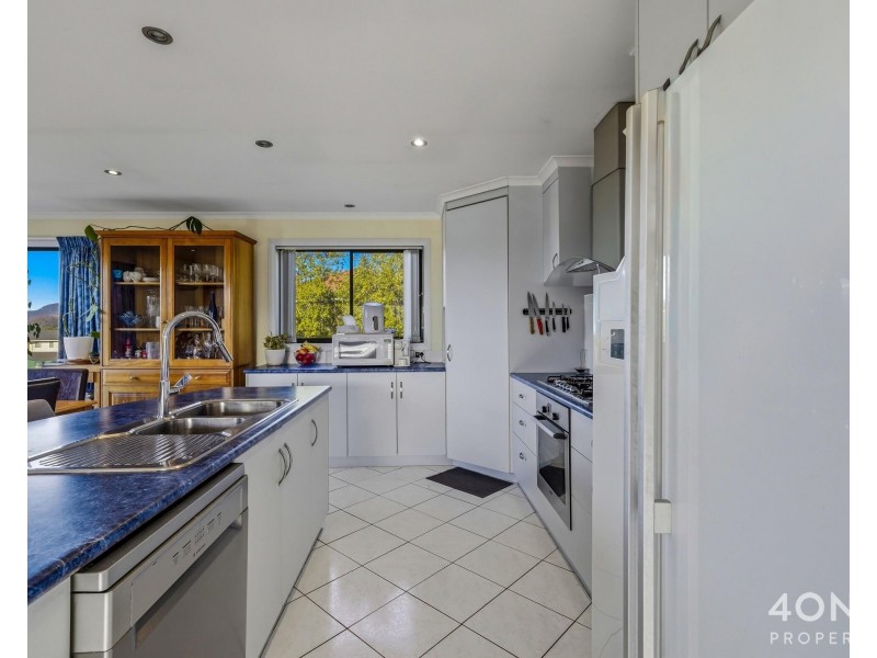 26 Govett Rise, Austins Ferry TAS 7011
