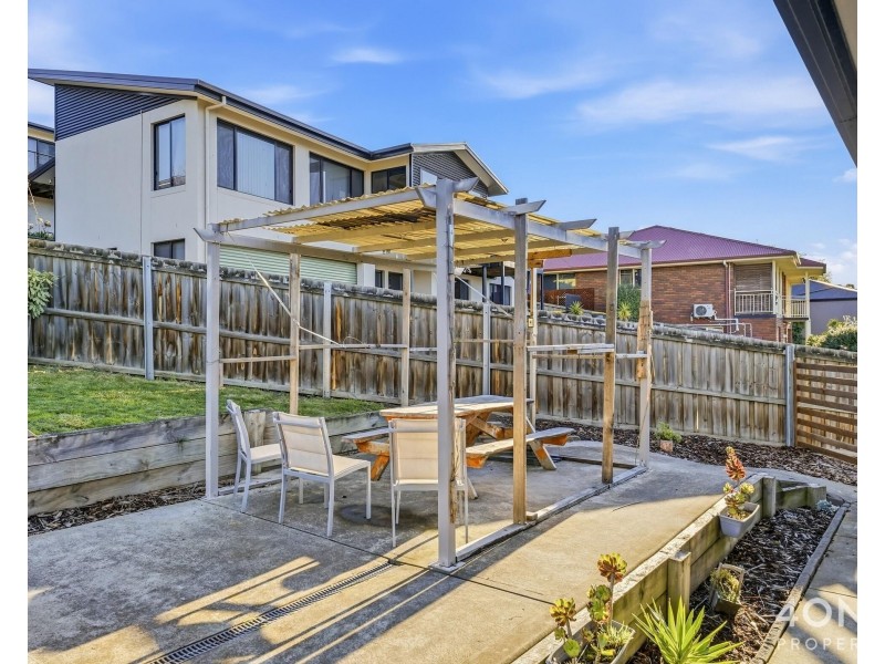 26 Govett Rise, Austins Ferry TAS 7011