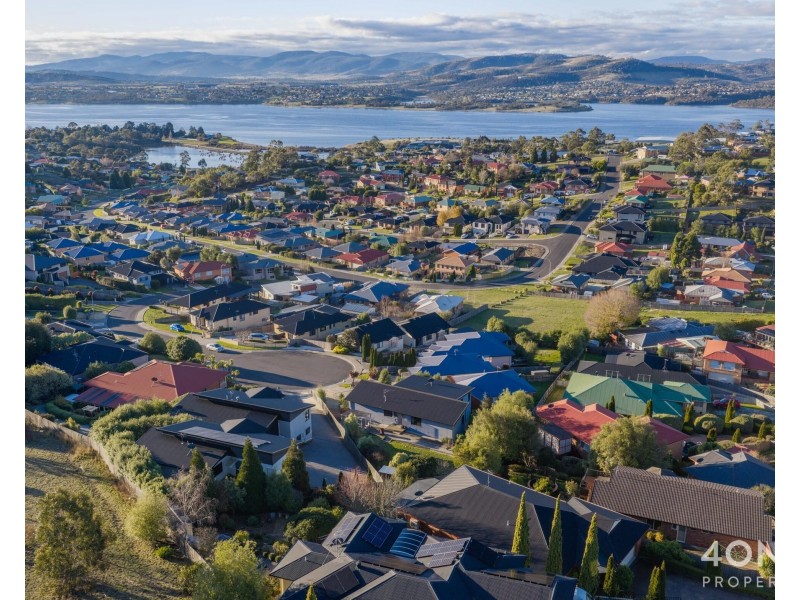 26 Govett Rise, Austins Ferry TAS 7011