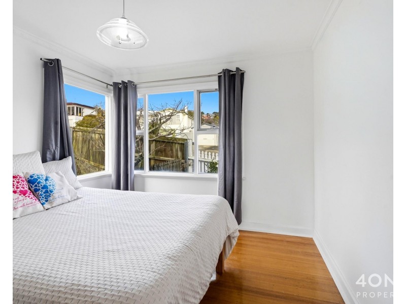 1 Oakbank Avenue, Montrose TAS 7010