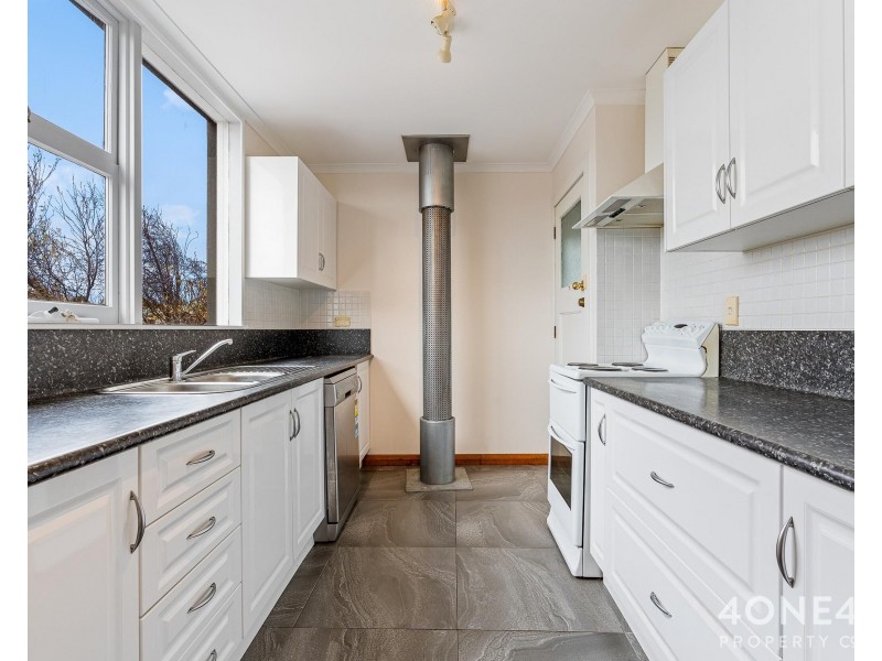 1 Junee Street, Chigwell TAS 7011