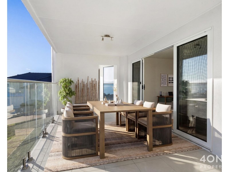 2/704 Oceana Drive, Tranmere TAS 7018