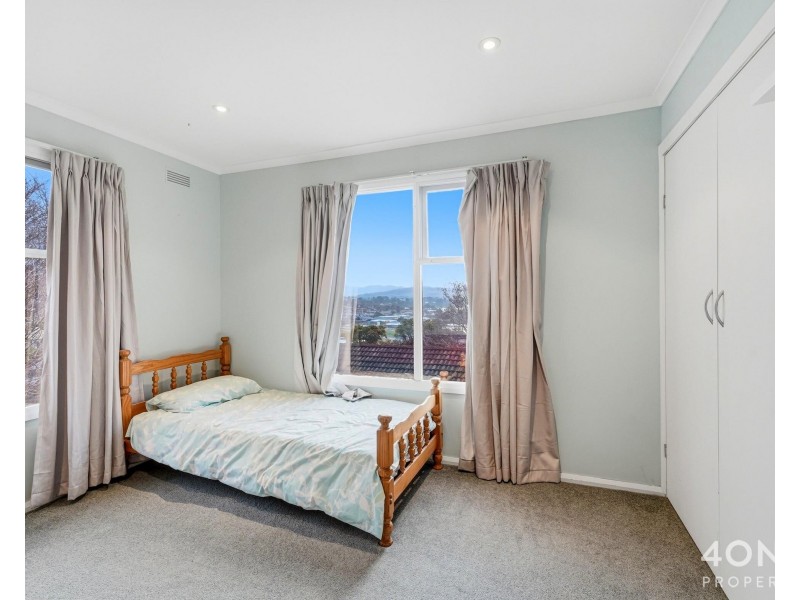 12 Turnbull Crescent, Rosetta TAS 7010