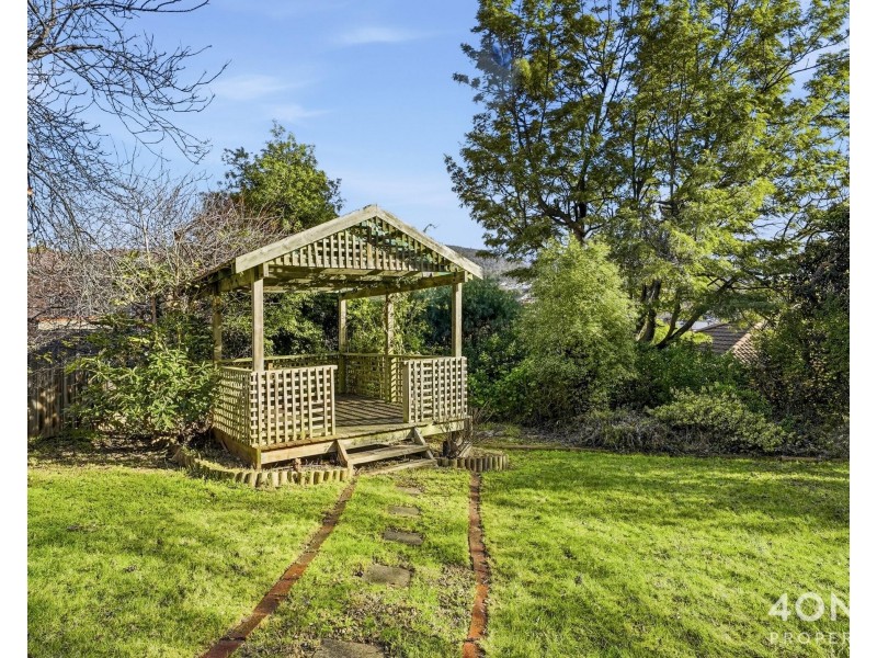 12 Turnbull Crescent, Rosetta TAS 7010