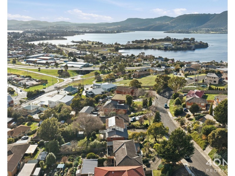 12 Turnbull Crescent, Rosetta TAS 7010