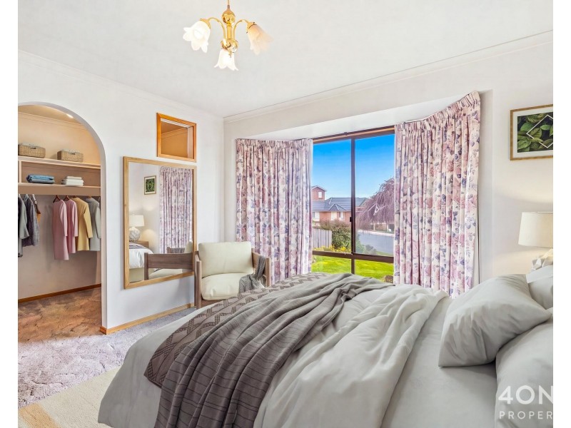 37 Chardonnay Drive, Berriedale TAS 7011