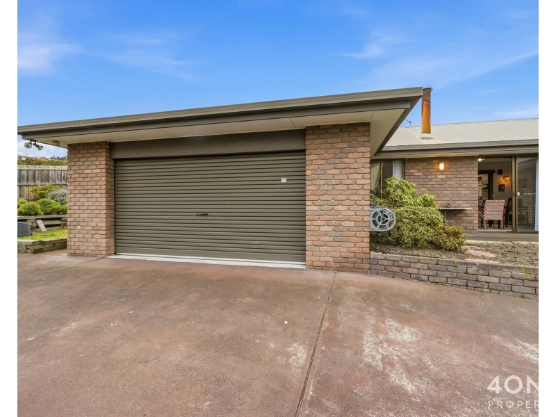 37 Chardonnay Drive, Berriedale TAS 7011