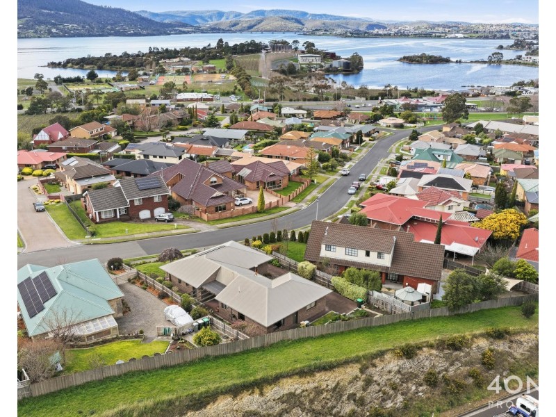 37 Chardonnay Drive, Berriedale TAS 7011