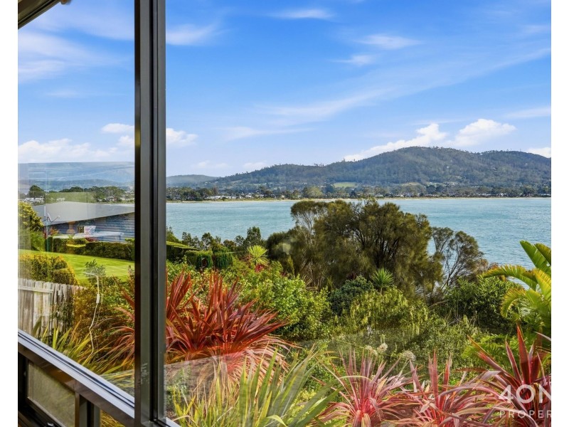 25 Bayside Drive, Lauderdale TAS 7021
