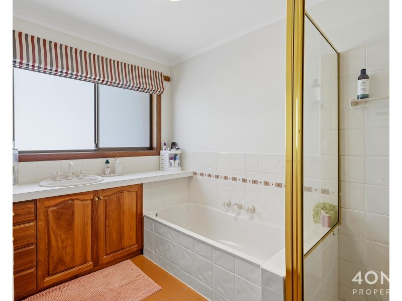 25 Bayside Drive, Lauderdale TAS 7021