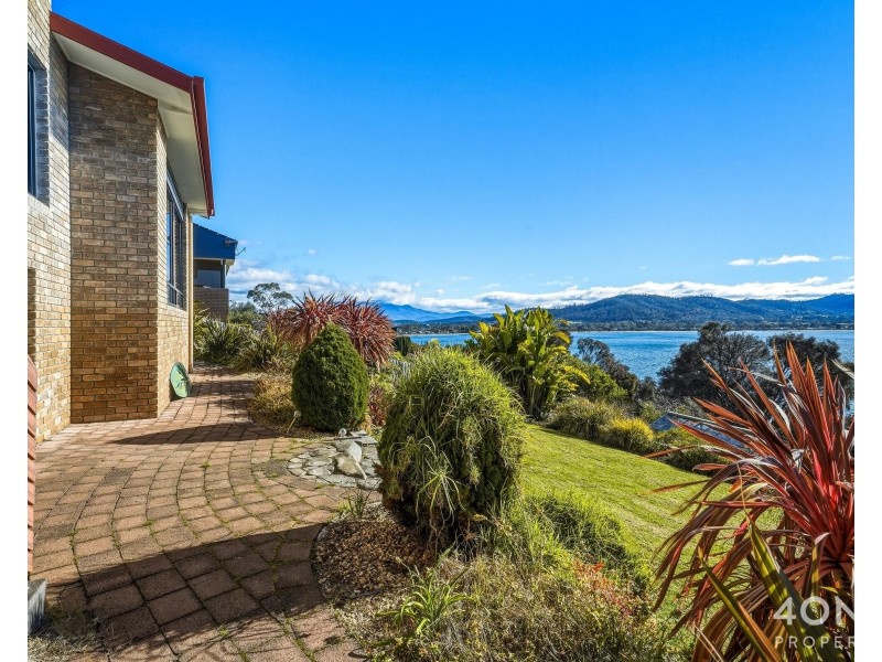 25 Bayside Drive, Lauderdale TAS 7021