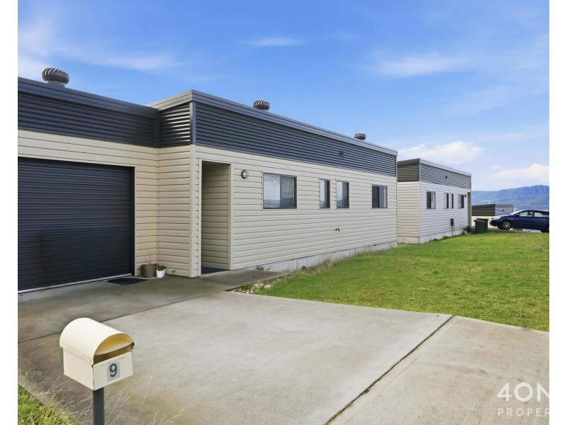 9 McGill Rise, Claremont TAS 7011