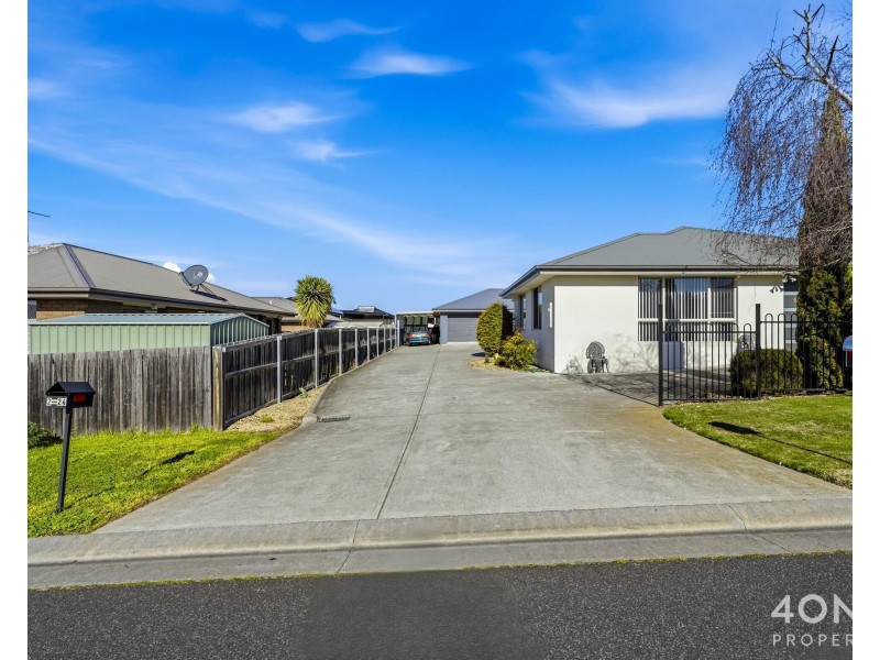 2/24 Joseph Link, Brighton TAS 7030