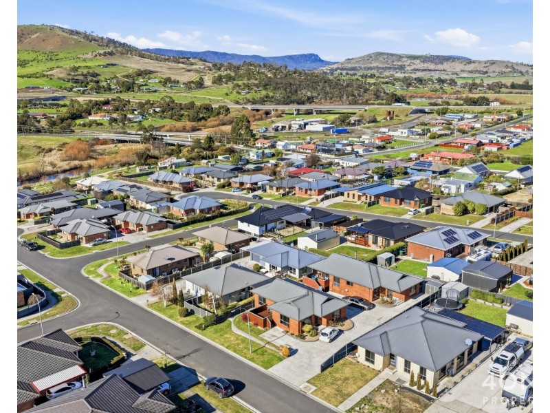 2/24 Joseph Link, Brighton TAS 7030