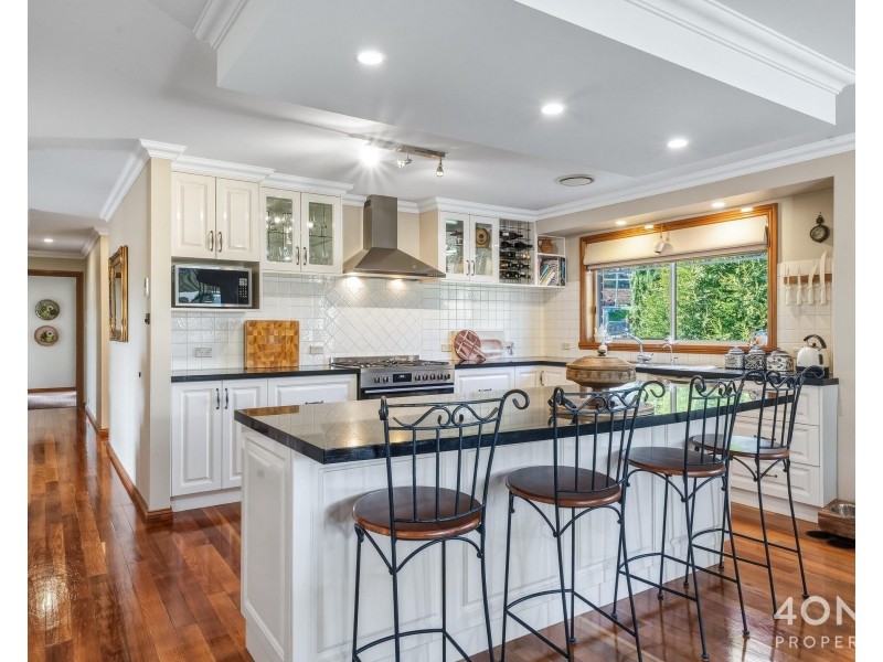 8 Heron Court, Granton TAS 7030