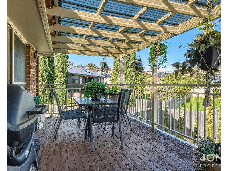 8 Heron Court, Granton TAS 7030