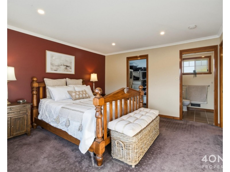 8 Heron Court, Granton TAS 7030