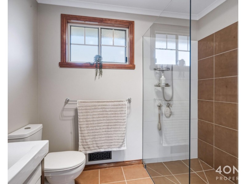 8 Heron Court, Granton TAS 7030