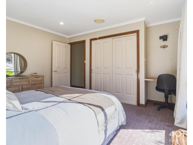 8 Heron Court, Granton TAS 7030