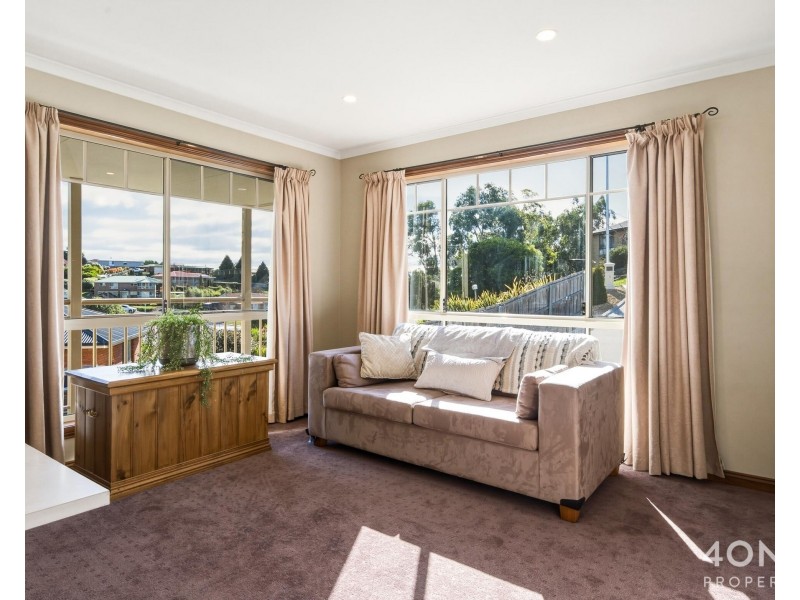 8 Heron Court, Granton TAS 7030