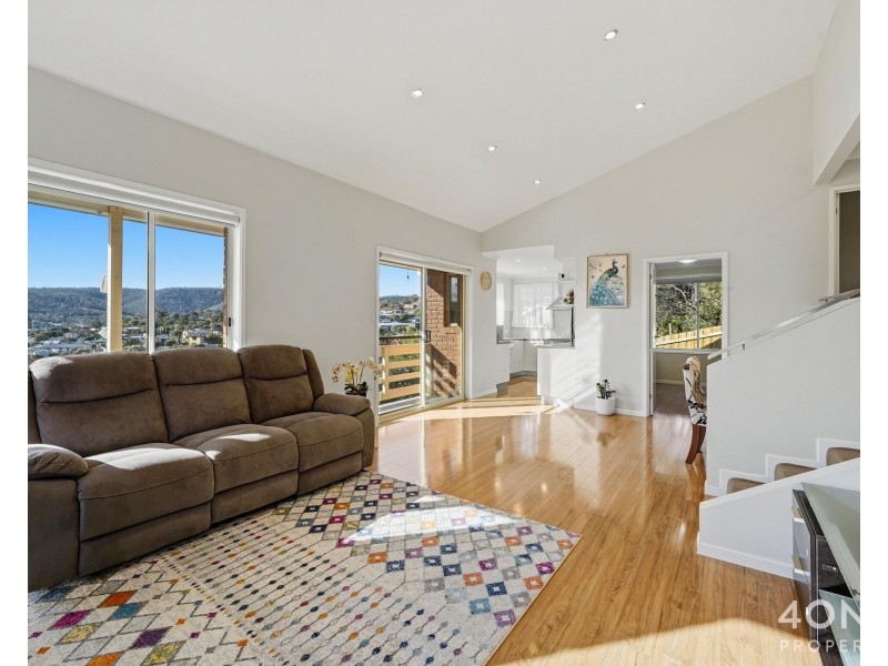 6/21 Quarry Road, Mornington TAS 7018