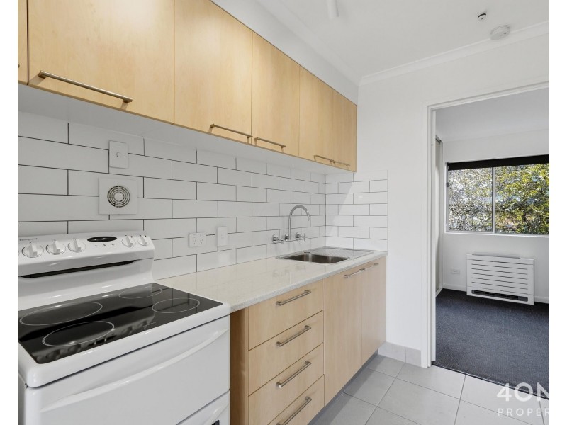 19/4 Myella Drive, Berriedale TAS 7011