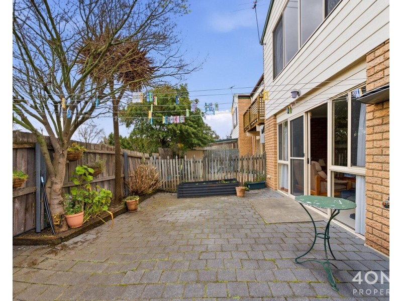 2/42 Forster Street, New Town TAS 7008