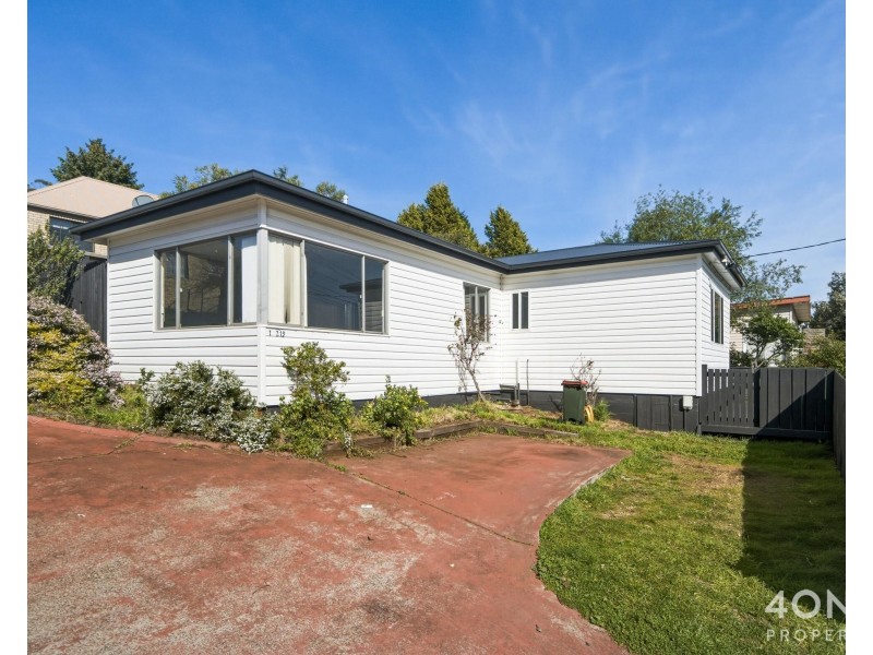 1/219 Cambridge Road, Warrane TAS 7018