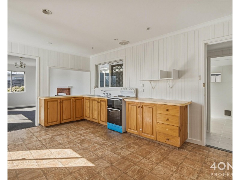 1/219 Cambridge Road, Warrane TAS 7018