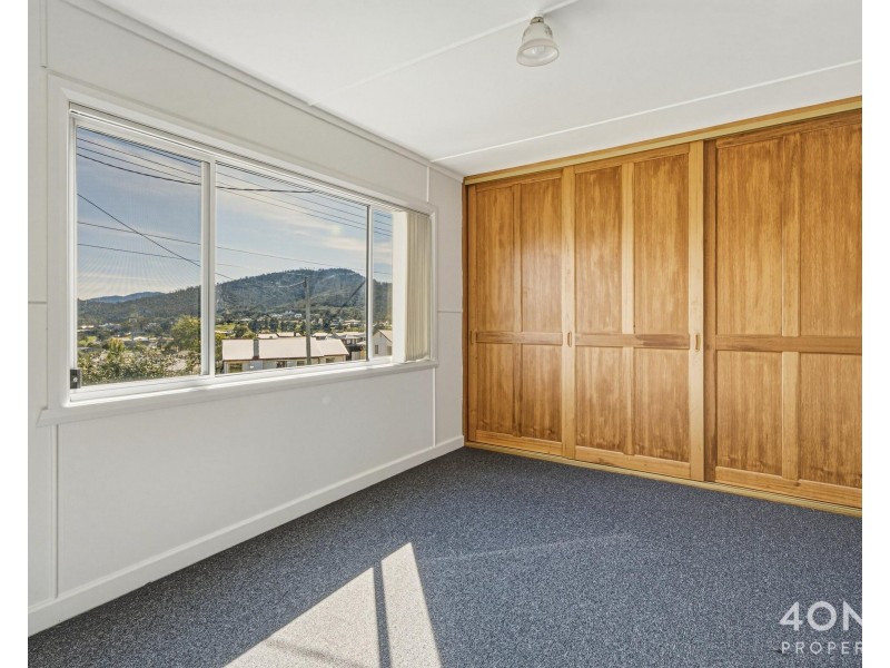 1/219 Cambridge Road, Warrane TAS 7018